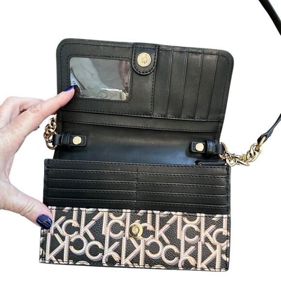 Calvin Klein Black Multi Crossbody Bag Purse Key Item Flap Signature - Picture 4 of 7